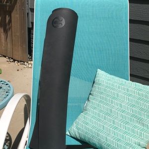 Lululemon 5mm Black Reversible Yoga Mat